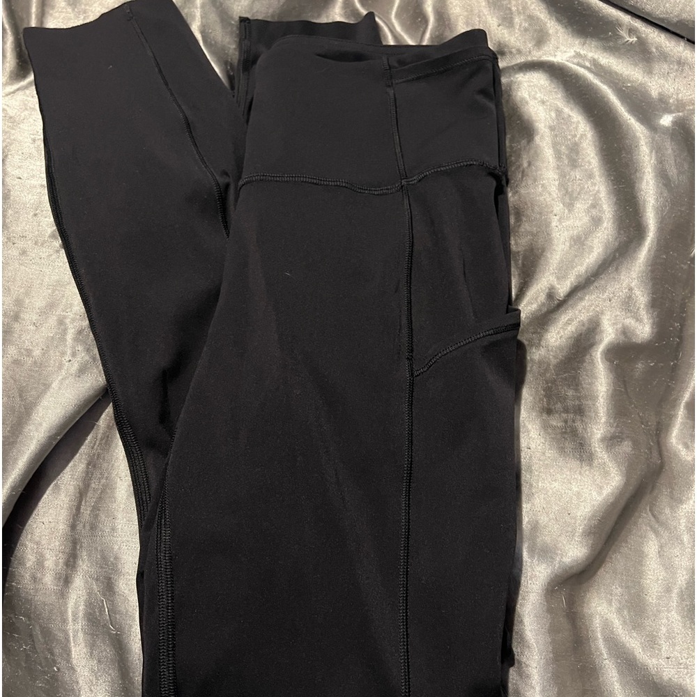 Lululemon fast and free 23”